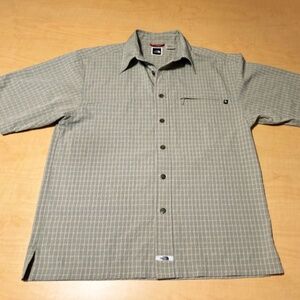 The North Face Button Up Mens Shirt With Zip Pocket Size M Green